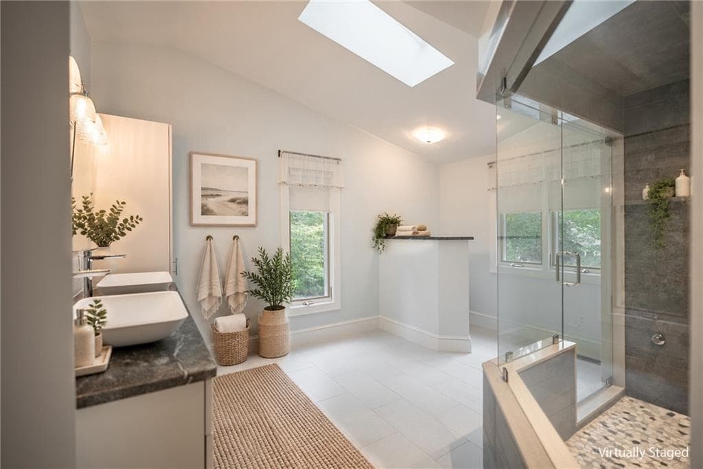 Single Family Residence at 40 Lazywood Lane, Tiverton, photo 11 of 40