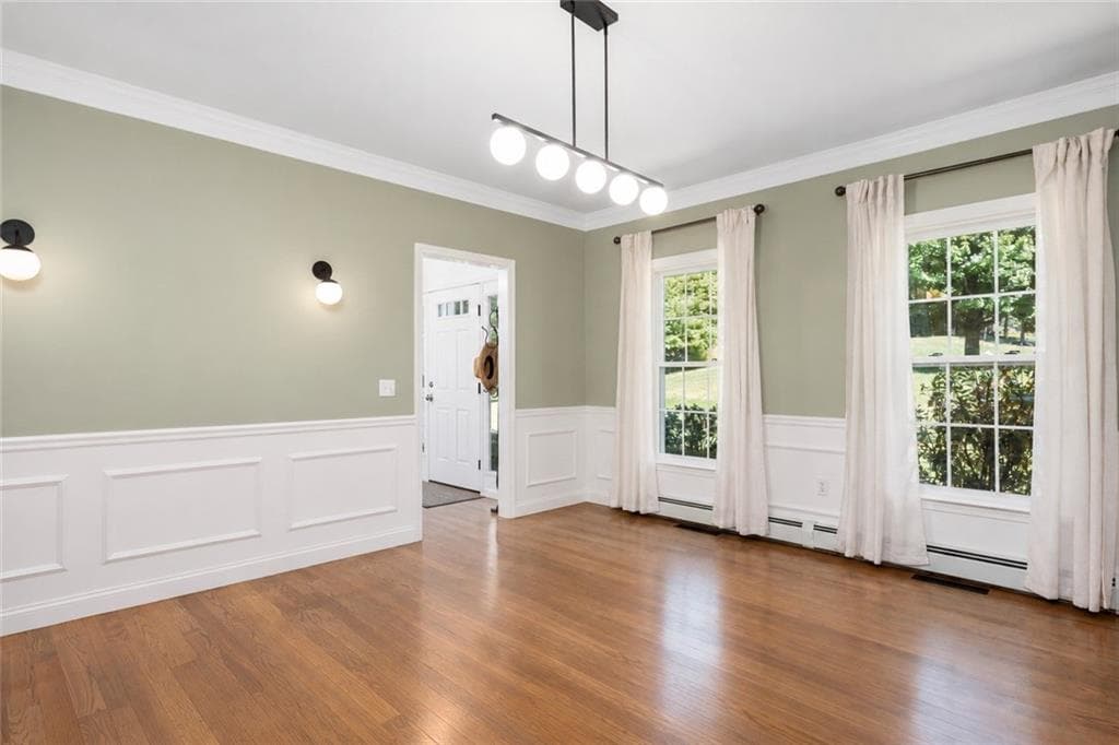 Single Family Residence at 62 Pinsonnault Lane, North Attleboro, photo 18 of 42