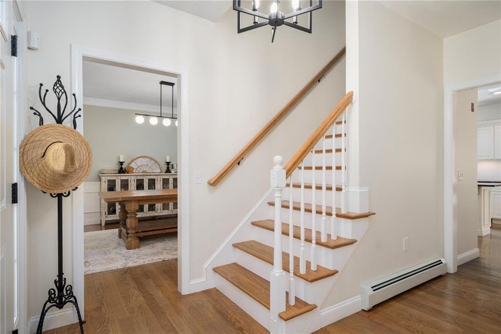 Single Family Residence at 62 Pinsonnault Lane, North Attleboro, photo 8 of 42