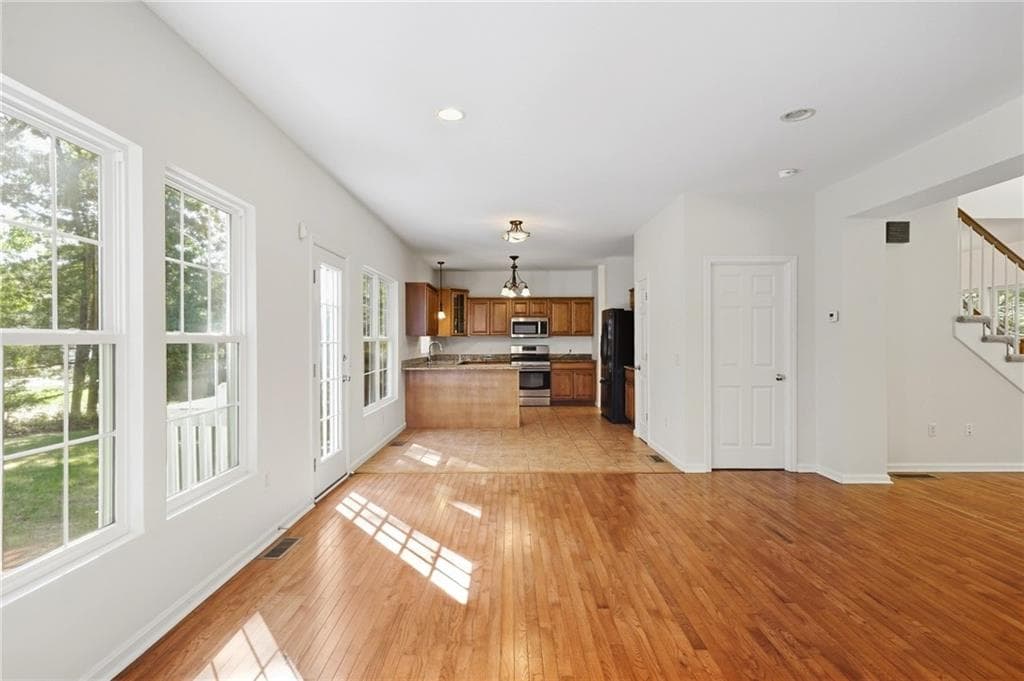 Single Family Residence at 30 Arbor Drive, Coventry, photo 9 of 48