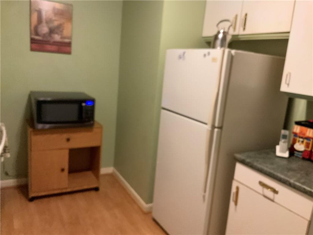 Condominium at 20 Village Court UNIT 20, West Warwick, photo 4 of 16