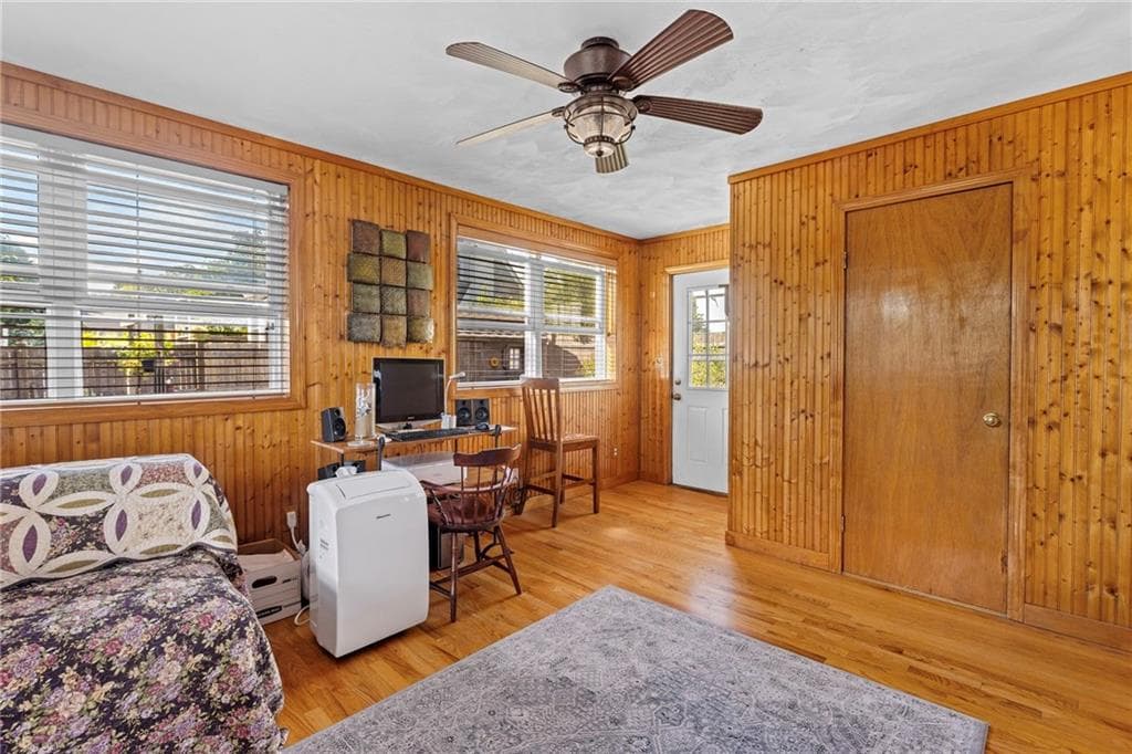 Single Family Residence at 11 Yale Avenue, Warwick, photo 23 of 50