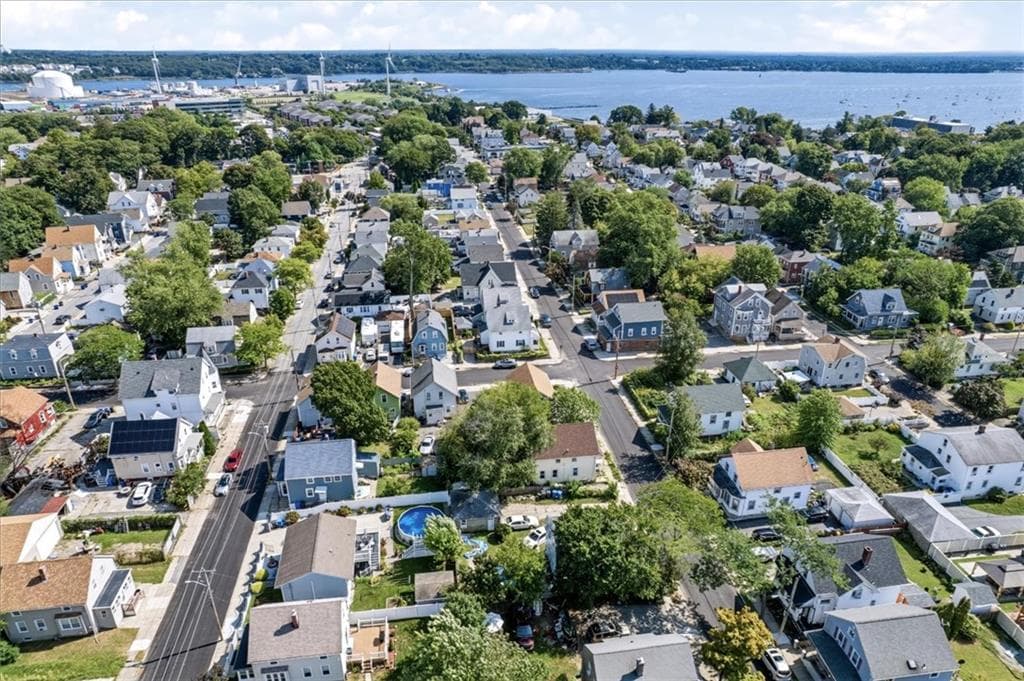 Multi Family at 279 Smith Street, Cranston, photo 28 of 32