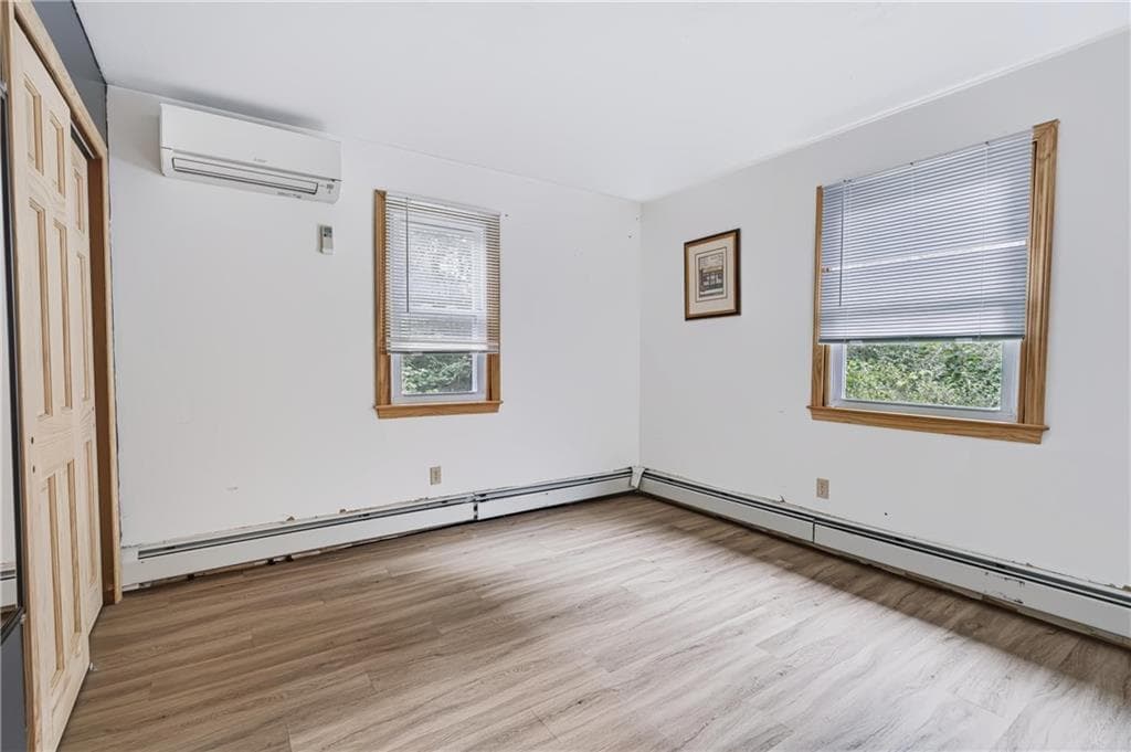 Single Family Residence at 892 Plains Road, South Kingstown, photo 18 of 25