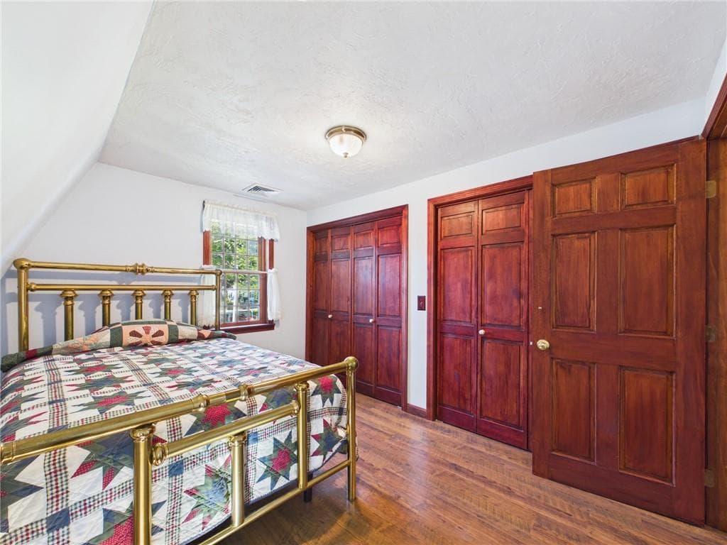 Single Family Residence at 119 Park View Avenue, Warwick, photo 27 of 37