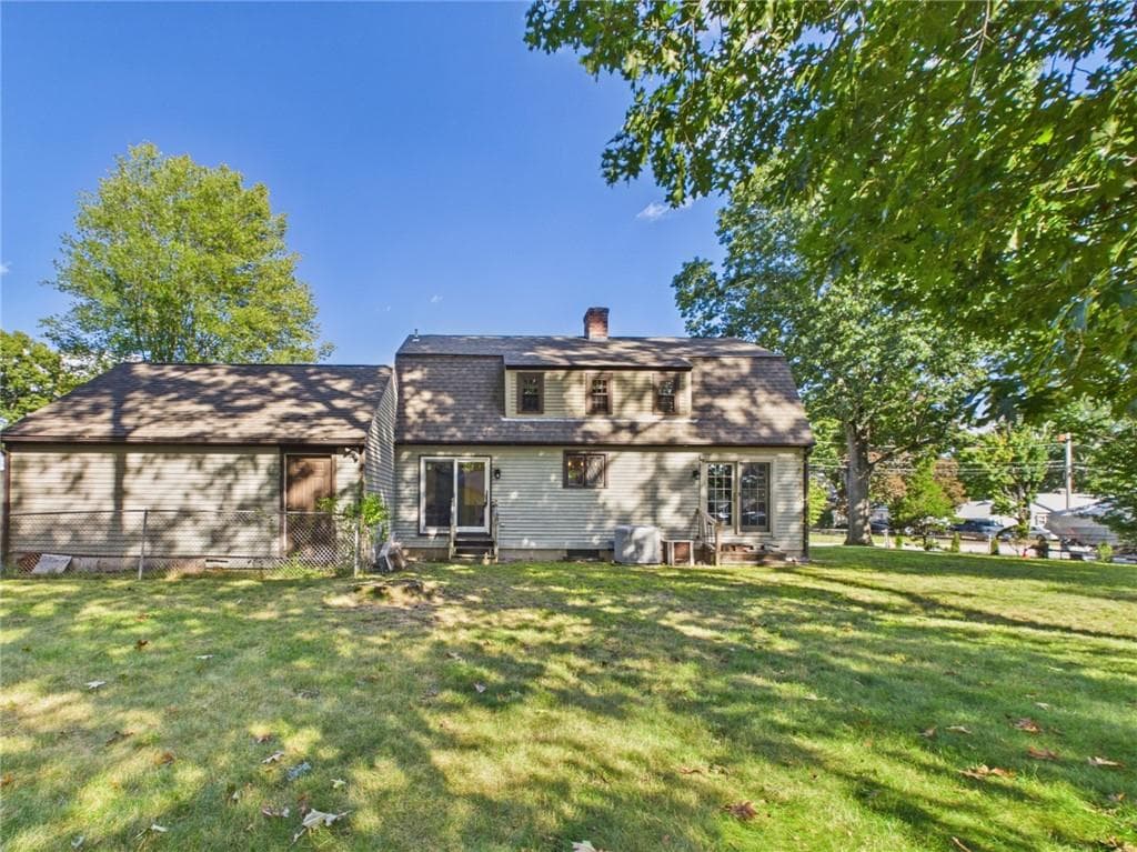 Single Family Residence at 119 Park View Avenue, Warwick, photo 3 of 37
