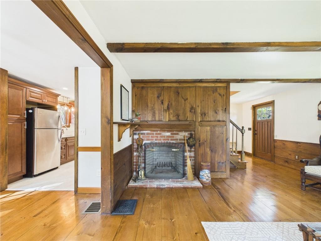 Single Family Residence at 119 Park View Avenue, Warwick, photo 10 of 37