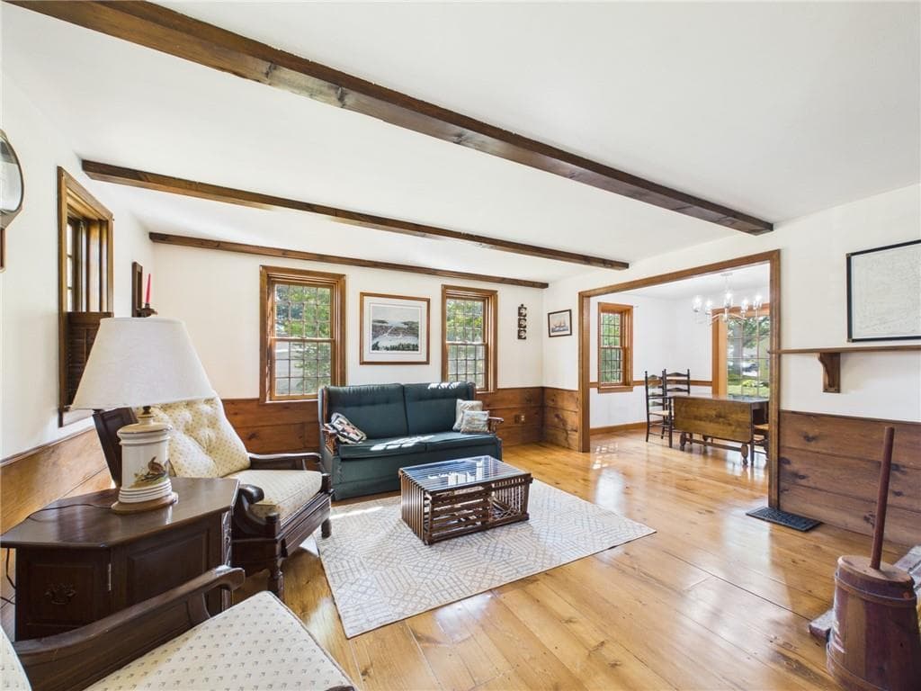 Single Family Residence at 119 Park View Avenue, Warwick, photo 8 of 37