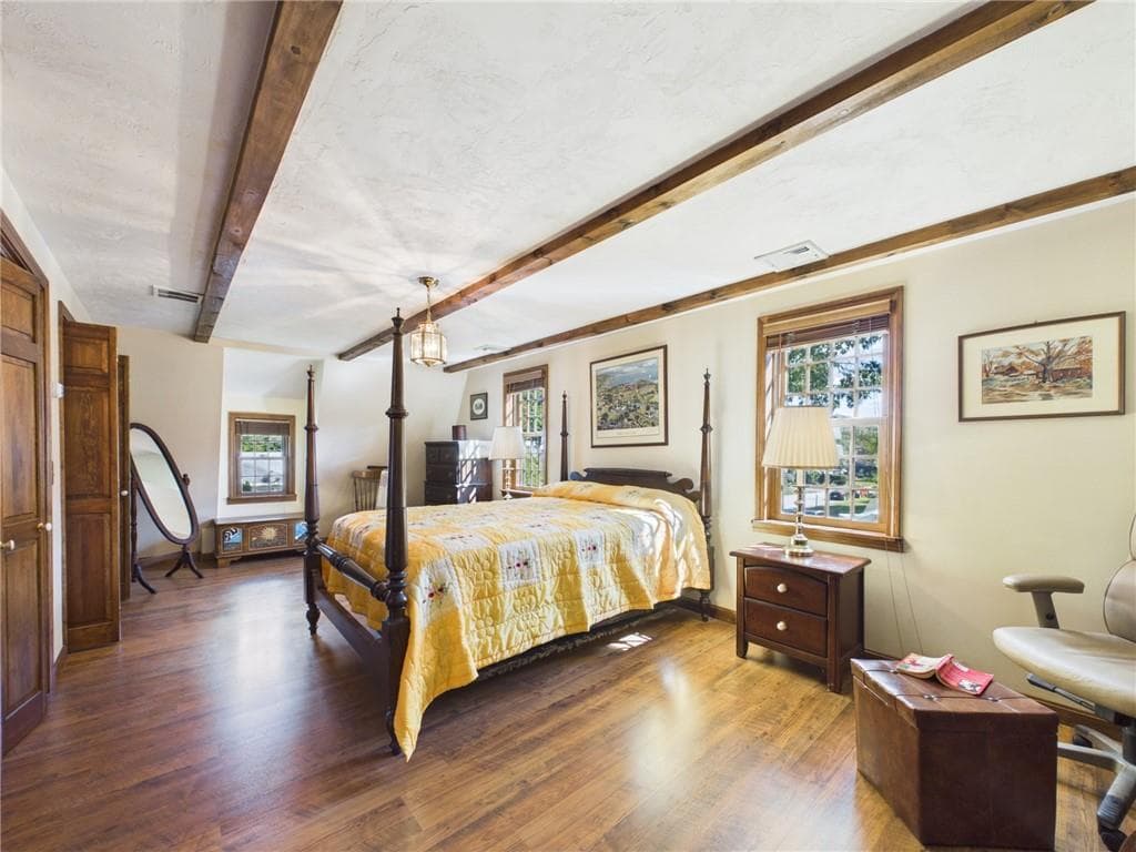 Single Family Residence at 119 Park View Avenue, Warwick, photo 21 of 37