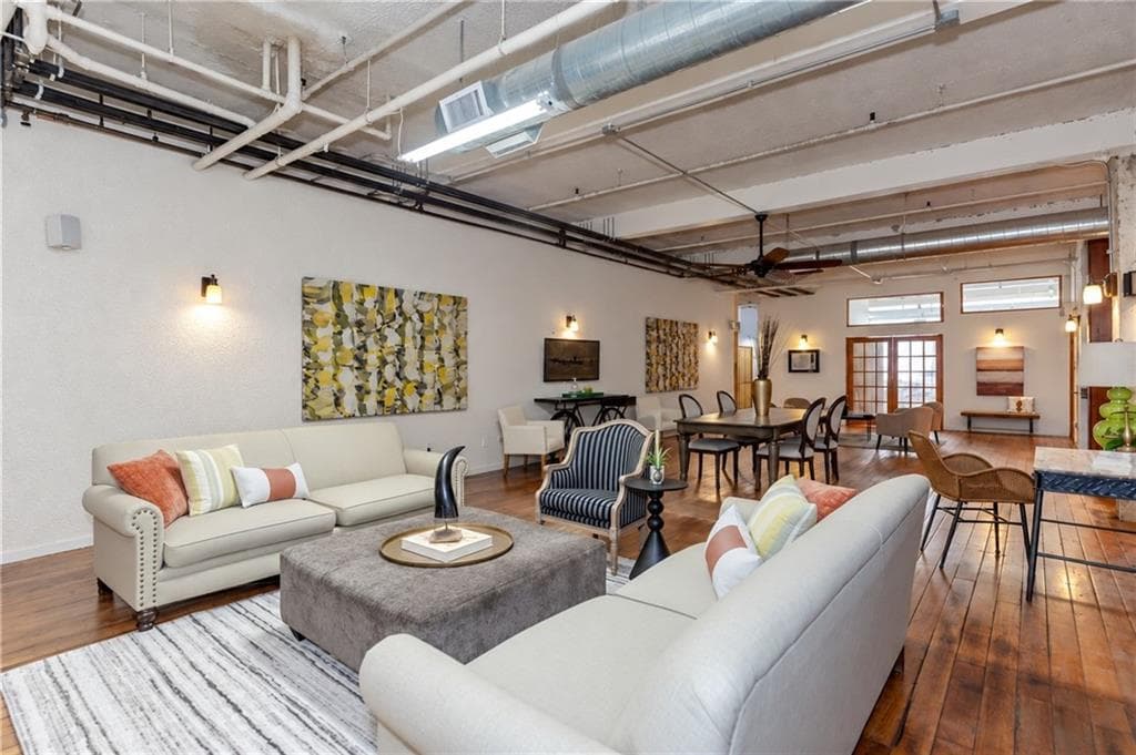 404 Roosevelt Avenue UNIT 204G
