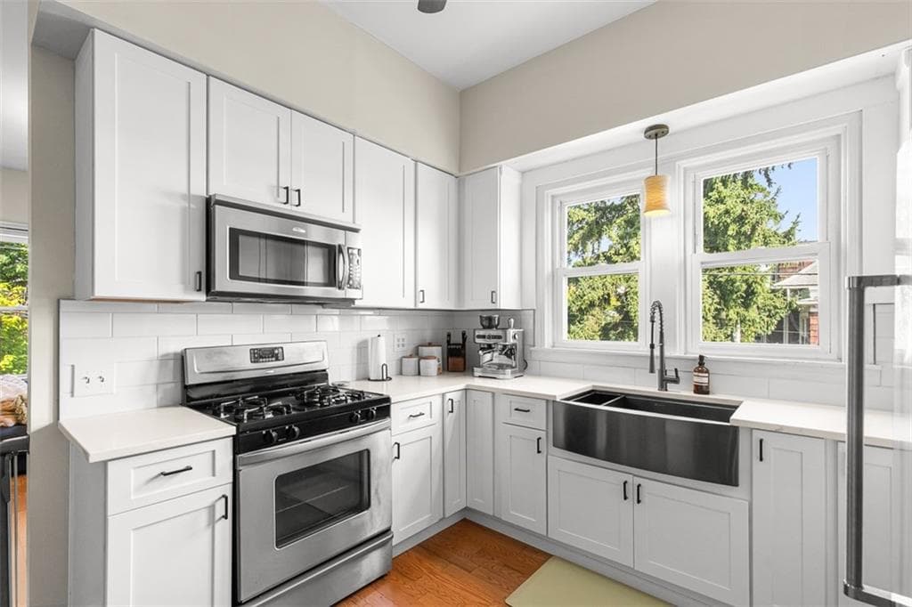 Multi Family at 229 Morris Avenue, Providence, photo 15 of 50