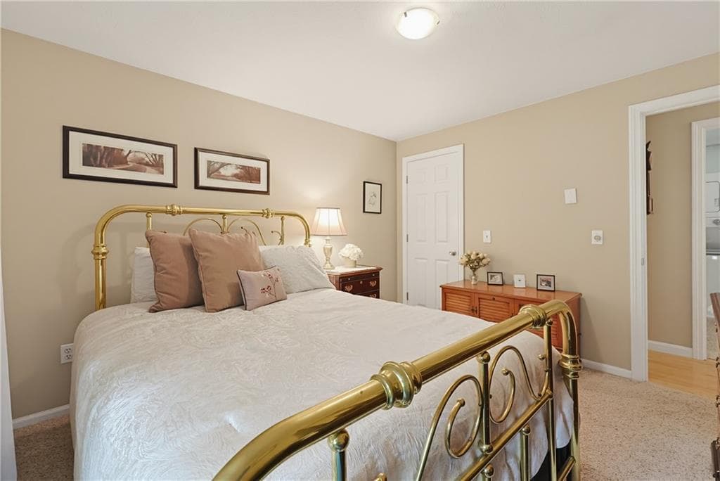 Single Family Residence at 39 Tidewater Drive W, South Kingstown, photo 21 of 33