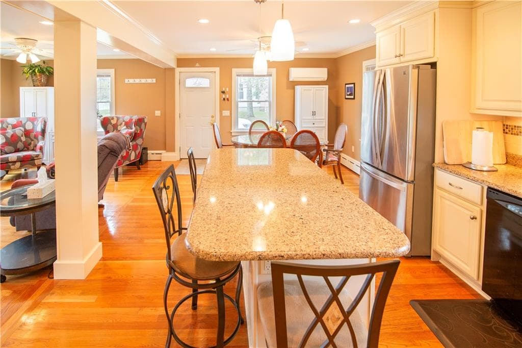 Single Family Residence at 181 Main Street, Hopkinton, photo 10 of 34