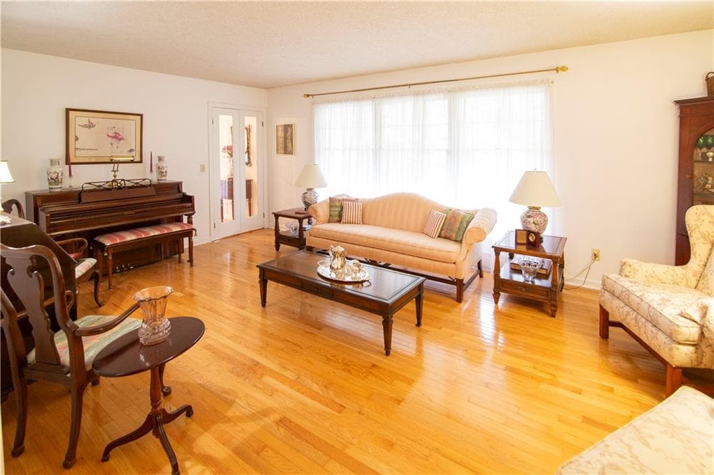 Single Family Residence at 64 Sherwood Drive, Westerly, photo 8 of 30
