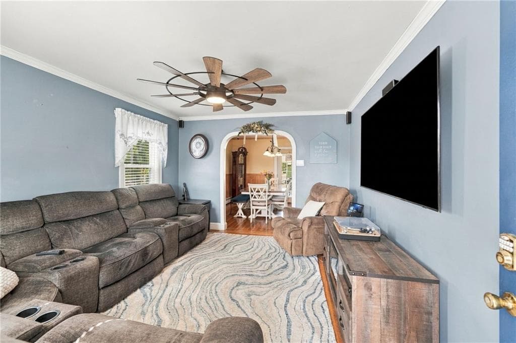 Single Family Residence at 13 Hunter Avenue, Johnston, photo 10 of 50