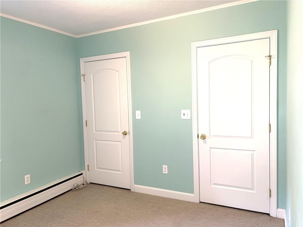 Single Family Residence at 103 Darrow Drive, Warwick, photo 27 of 33