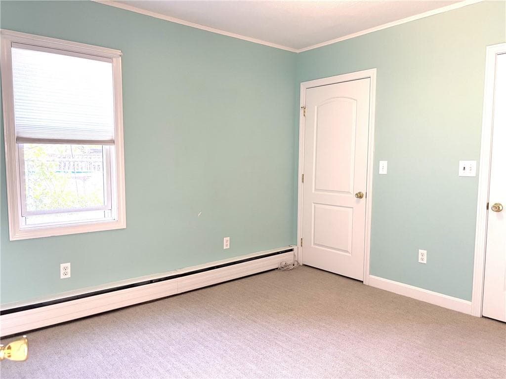 Single Family Residence at 103 Darrow Drive, Warwick, photo 26 of 33