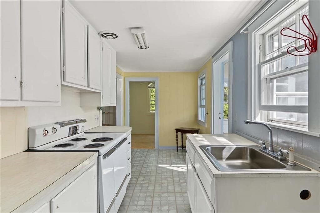 Single Family Residence at 44 Kilburn Street, Charlestown, photo 27 of 47