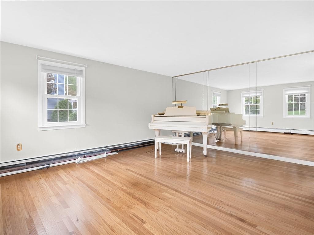 Single Family Residence at 3 Barn Drive, Cumberland, photo 20 of 40