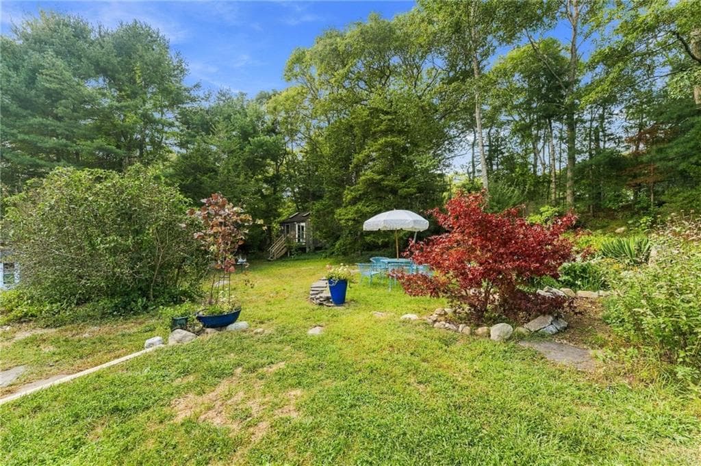 Single Family Residence at 3311 Post Road, South Kingstown, photo 21 of 29