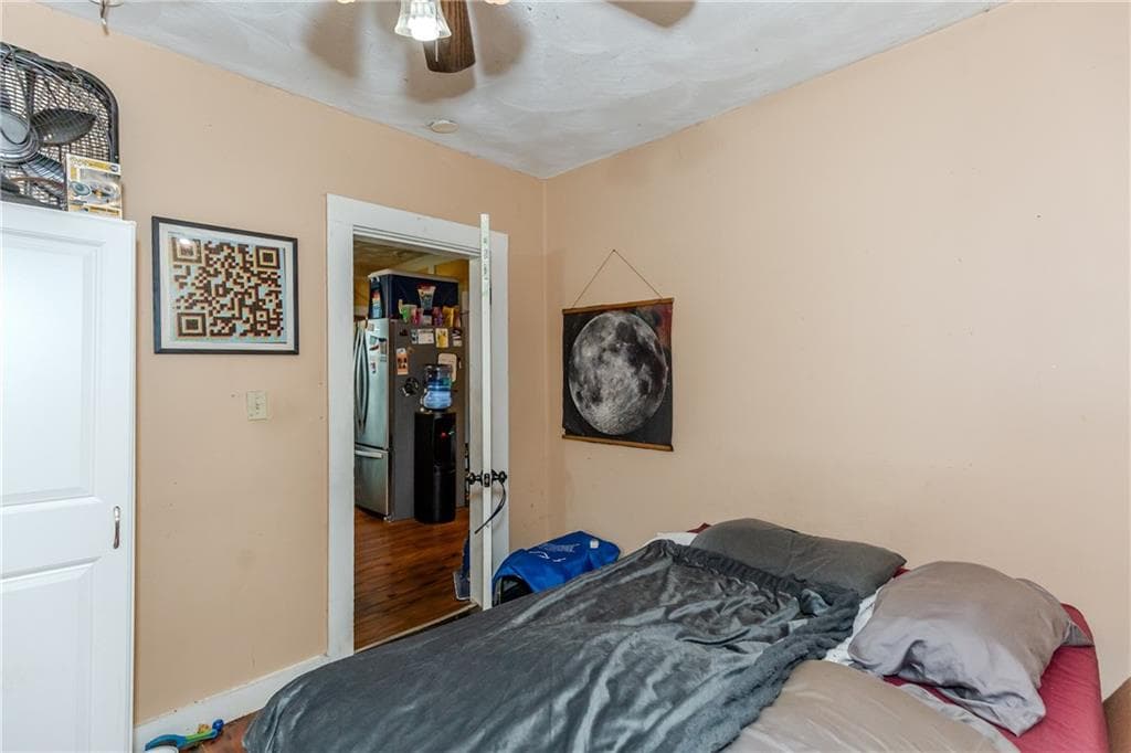 Multi Family at 376 Cumberland Hill Road, Woonsocket, photo 8 of 23