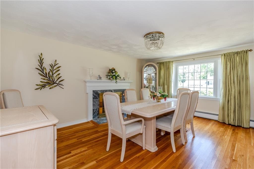 Single Family Residence at 16 Sunnybrook Road, Scituate, photo 21 of 48