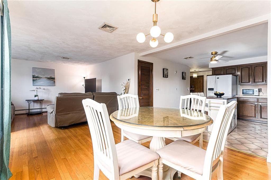 Single Family Residence at 105 Walnut Street, Johnston, photo 6 of 15