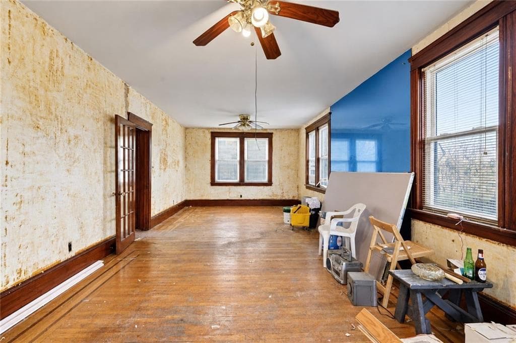 Single Family Residence at 11 Grand View Street, Providence, photo 5 of 26