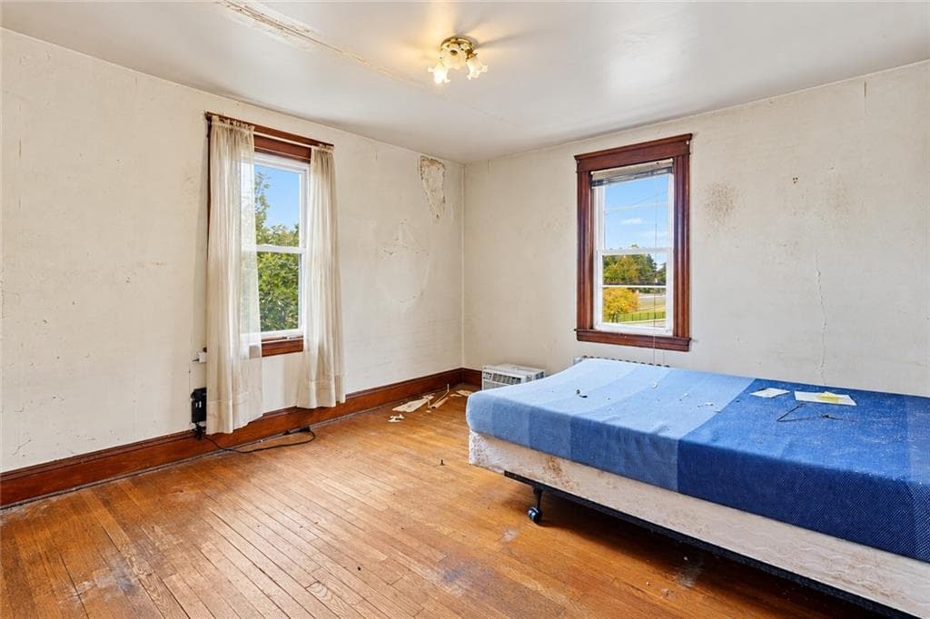 Single Family Residence at 11 Grand View Street, Providence, photo 15 of 26