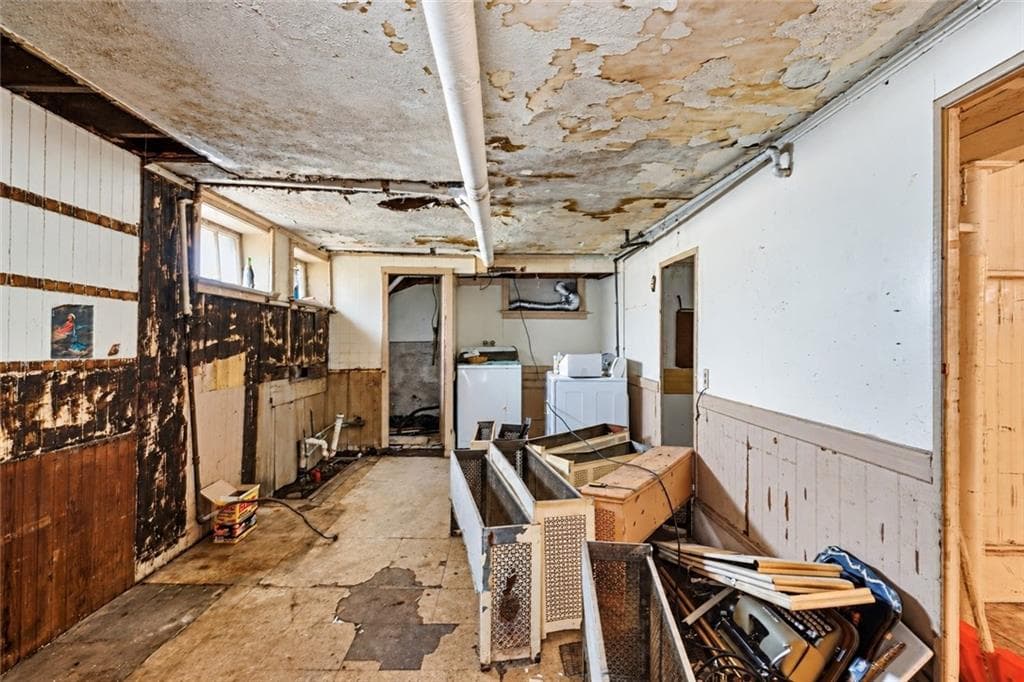 Single Family Residence at 11 Grand View Street, Providence, photo 25 of 26