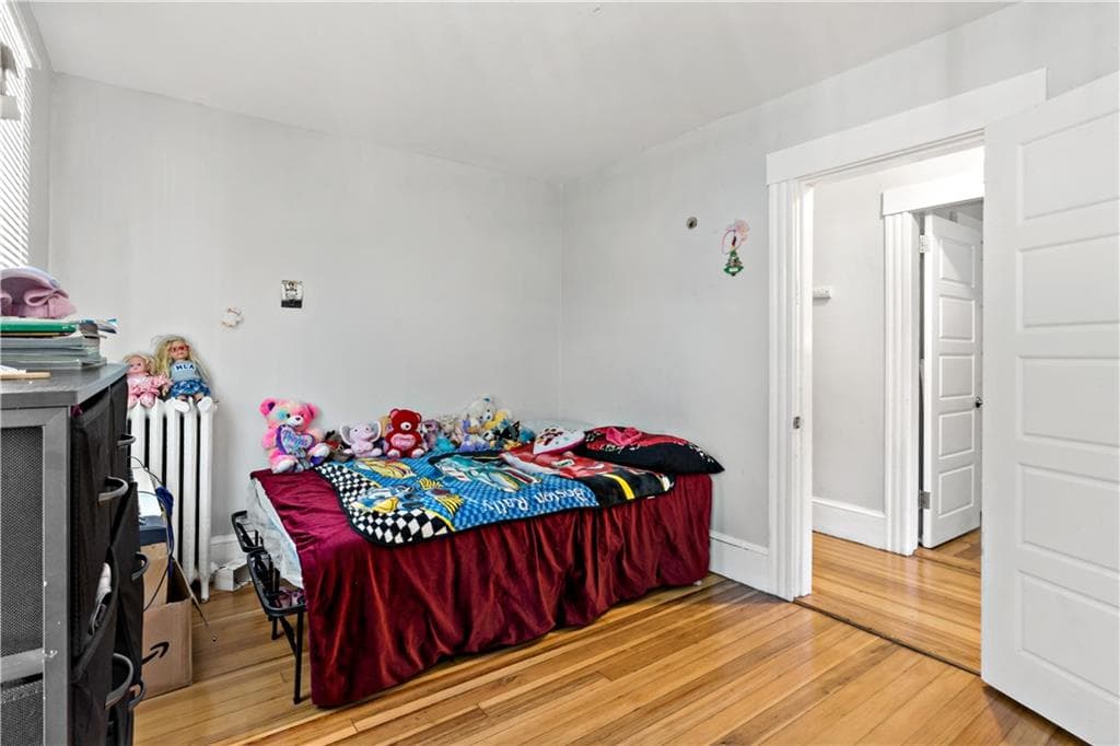 Multi Family at 15 Kilburn Ct Court, Newport, photo 21 of 24