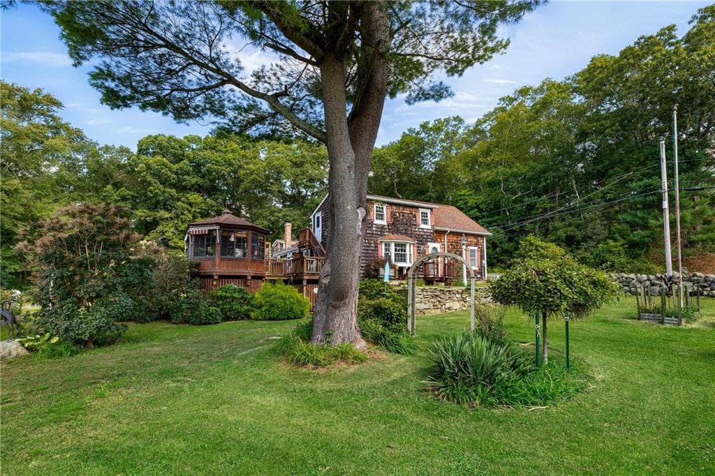 Single Family Residence at 45 North Road, Hopkinton, photo 2 of 34