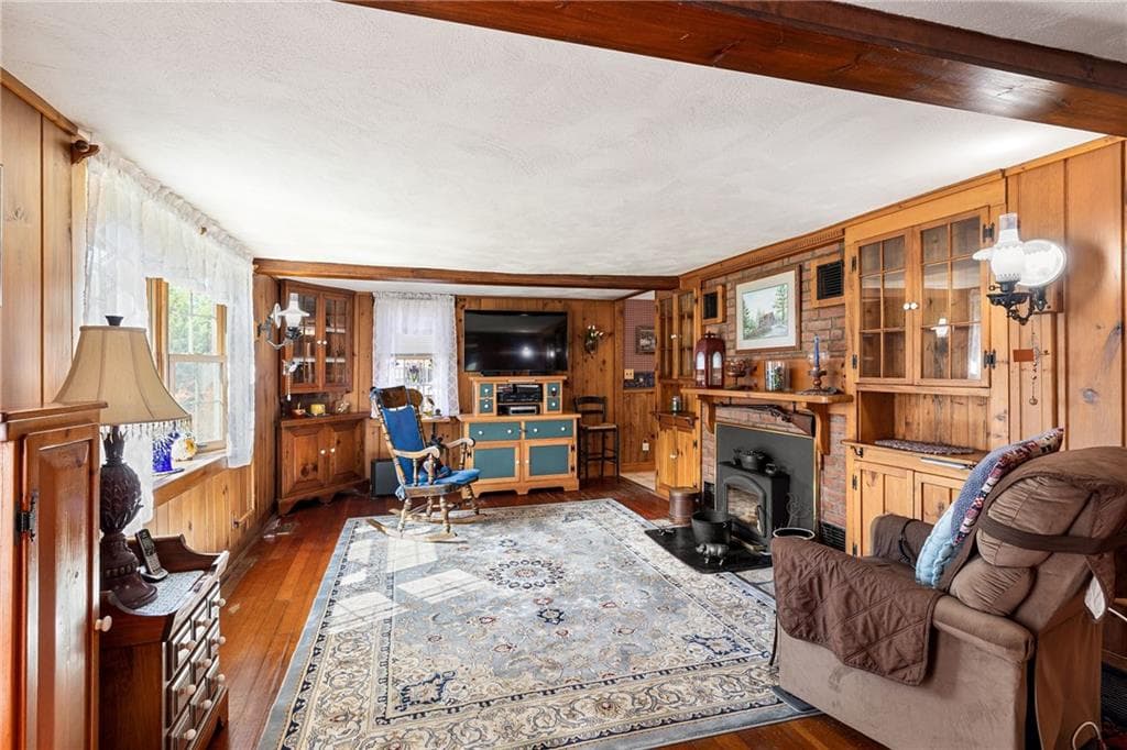 Single Family Residence at 45 North Road, Hopkinton, photo 16 of 34