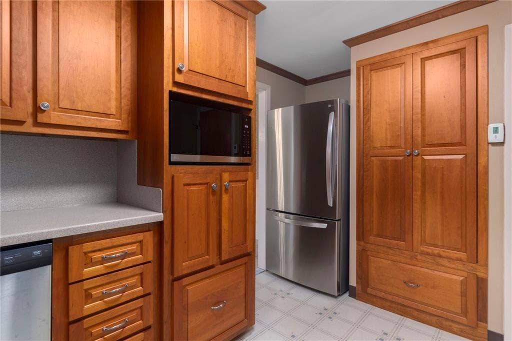 Single Family Residence at 51 Stony Lane, North Kingstown, photo 17 of 47