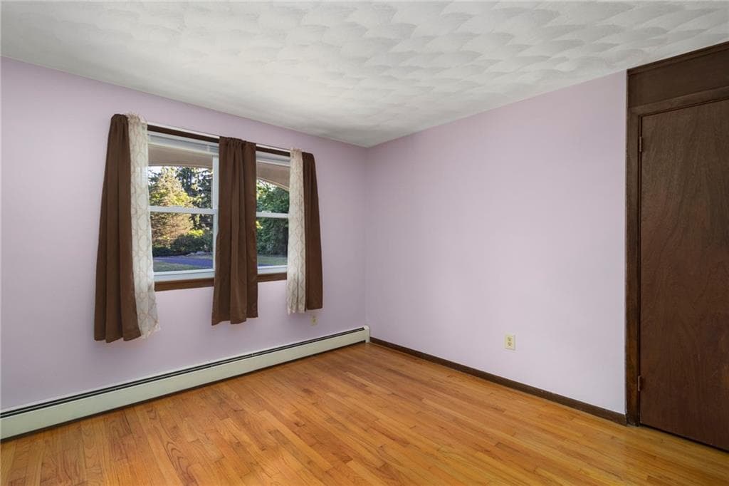 Single Family Residence at 51 Stony Lane, North Kingstown, photo 24 of 47