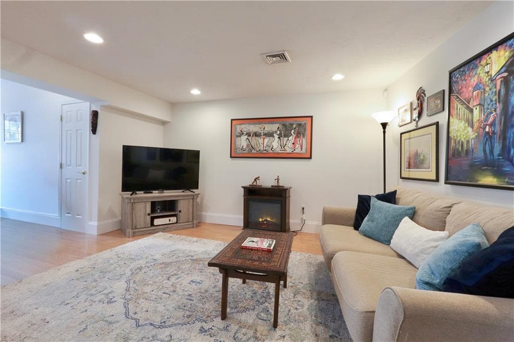Condominium at 4 Weeden Street UNIT 2, Providence, photo 10 of 40