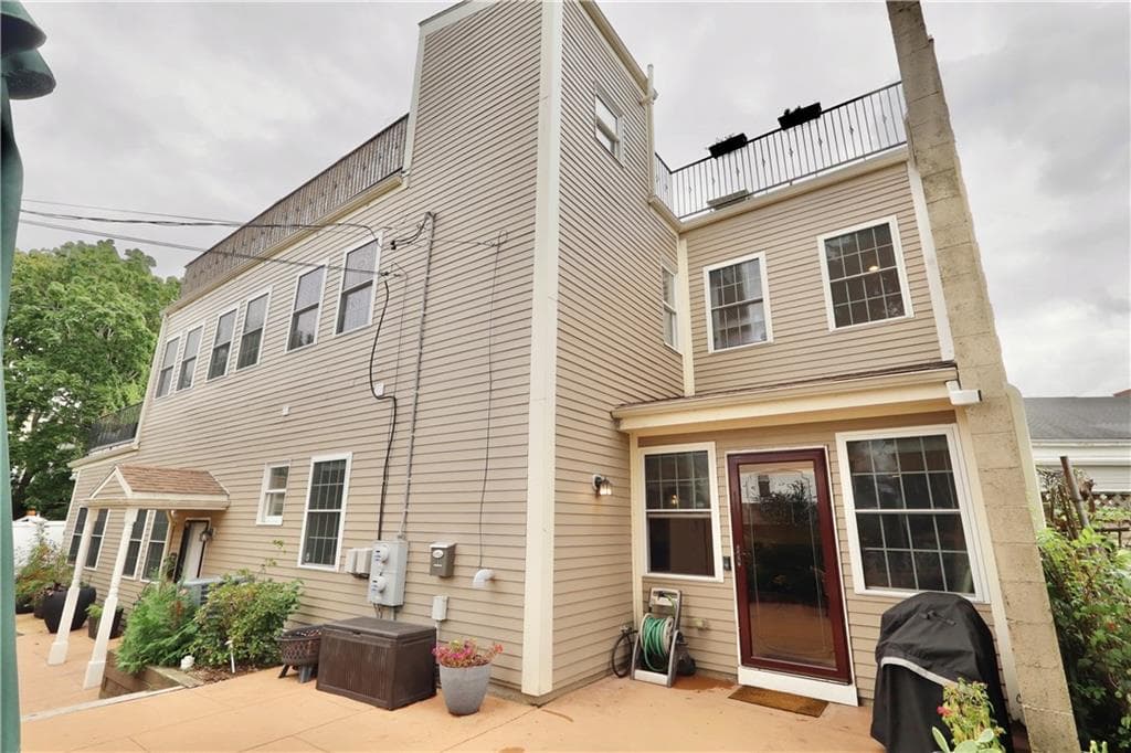 Condominium at 4 Weeden Street UNIT 2, Providence, photo 33 of 40