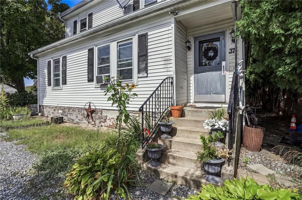 Multi Family at 37 Newell Street, West Warwick, photo 49 of 49