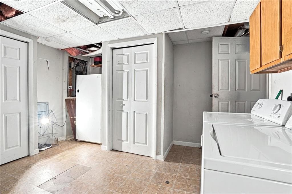 Single Family Residence at 147 Mount Saint Charles Avenue, Woonsocket, photo 17 of 22