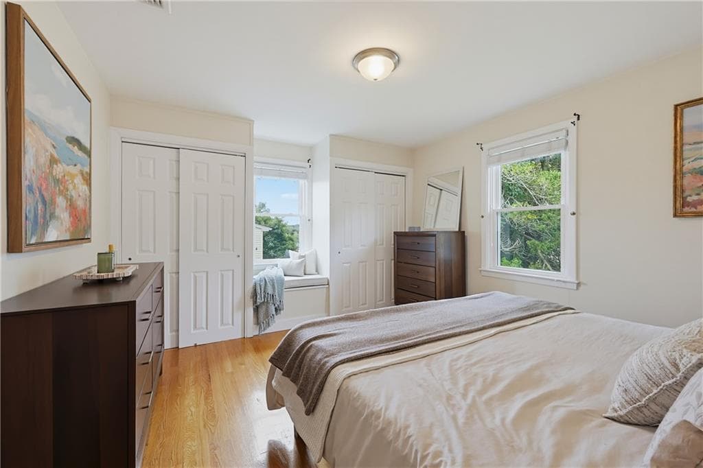 Single Family Residence at 34 Bellevue Drive, Cranston, photo 13 of 29