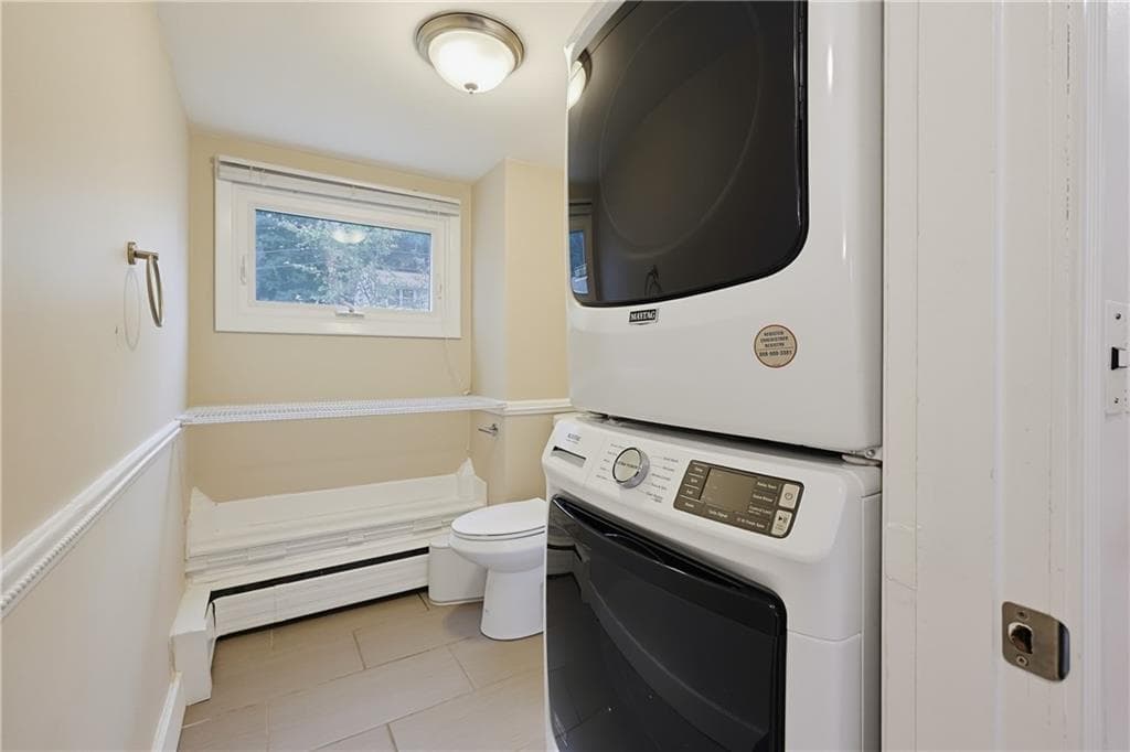Single Family Residence at 34 Bellevue Drive, Cranston, photo 22 of 29