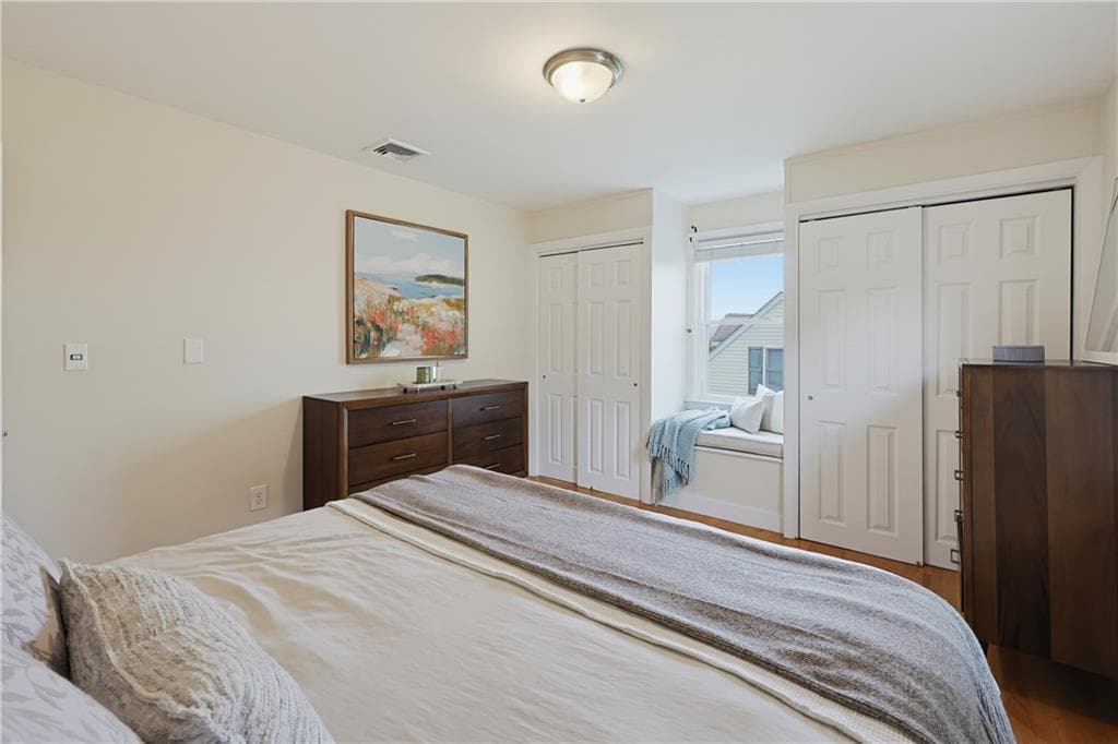 Single Family Residence at 34 Bellevue Drive, Cranston, photo 14 of 29