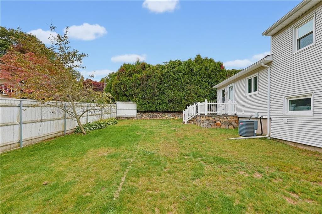 Single Family Residence at 34 Bellevue Drive, Cranston, photo 29 of 29