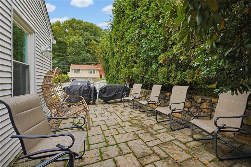 Single Family Residence at 34 Bellevue Drive, Cranston, photo 25 of 29