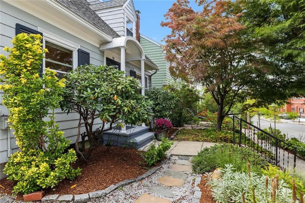 Single Family Residence at 92 Edgehill Road, Providence, photo 3 of 42