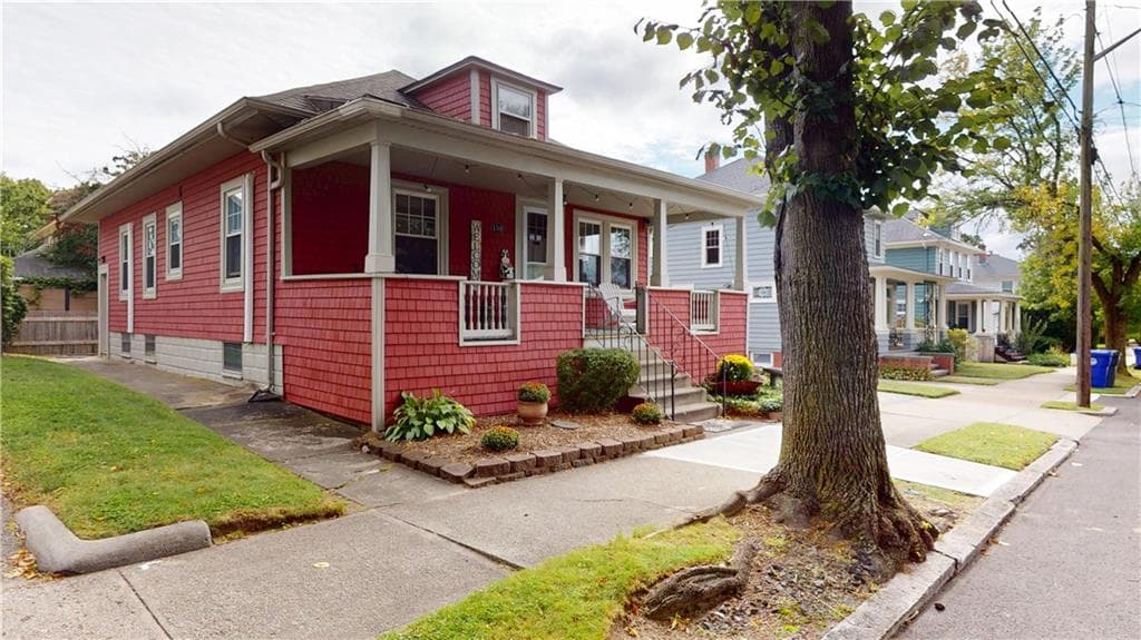 Single Family Residence at 159 Jastram Street, Providence, photo 3 of 31