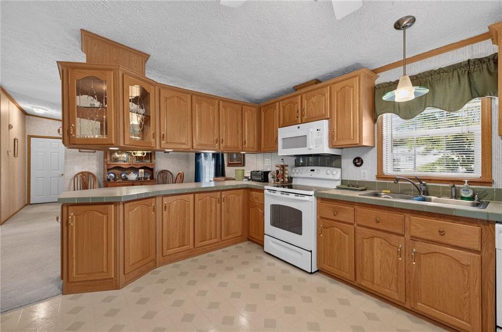 Single Family Residence at 32 red tail trail Trail, Tiverton, photo 16 of 32