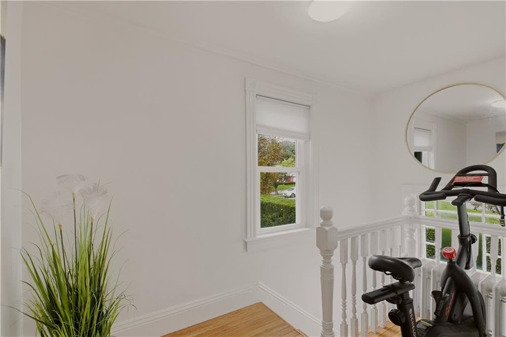 Single Family Residence at 275 Green End Avenue, Middletown, photo 24 of 40