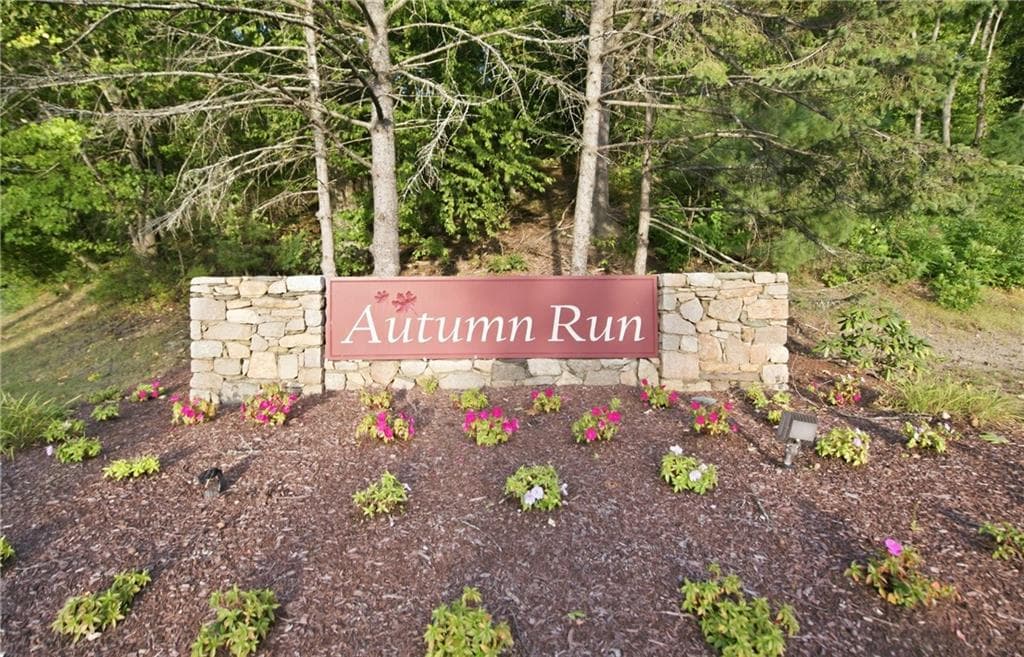 Condominium at 35 Waterview Drive UNIT B, Smithfield, photo 4 of 40