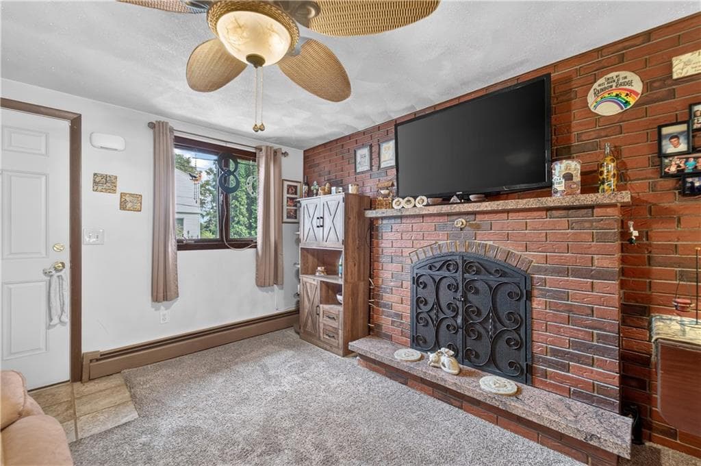 Single Family Residence at 4 Evans Street, Johnston, photo 28 of 43